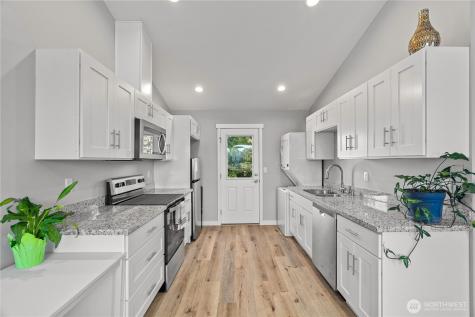 944 Wawona Avenue Ocean Shores WA 98569