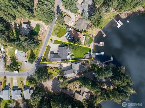 4022 Long Lake Drive SE Lacey WA 98503