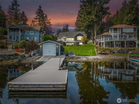 4022 Long Lake Drive SE Lacey WA 98503