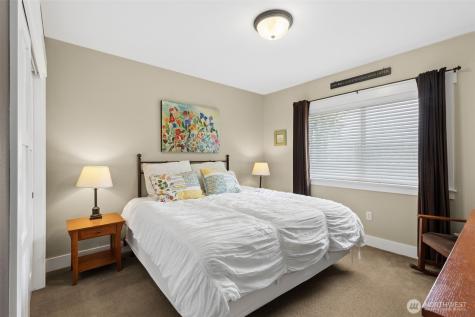 4022 Long Lake Drive SE Lacey WA 98503