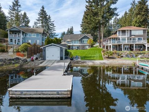 4022 Long Lake Drive SE Lacey WA 98503