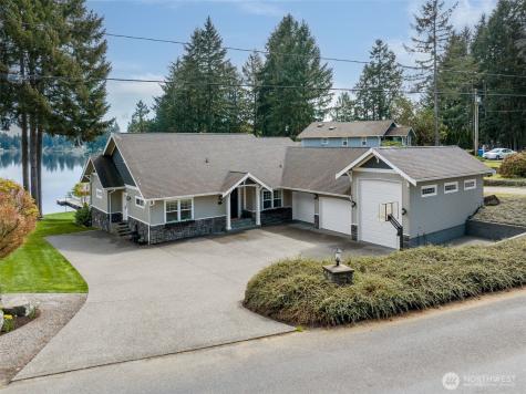 4022 Long Lake Drive SE Lacey WA 98503