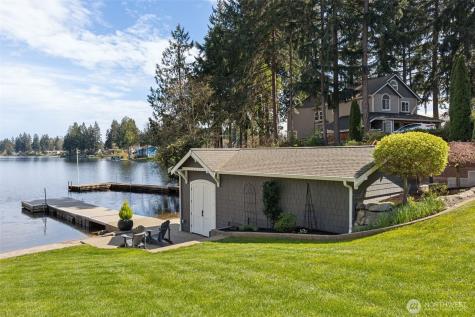 4022 Long Lake Drive SE Lacey WA 98503