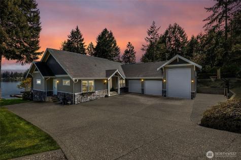 4022 Long Lake Drive SE Lacey WA 98503