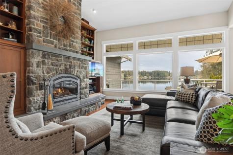 4022 Long Lake Drive SE Lacey WA 98503