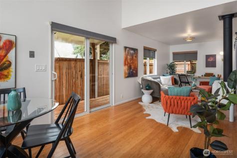 8729 12th Avenue NW Seattle WA 98117
