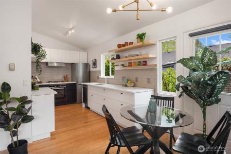 8729 12th Avenue NW Seattle WA 98117