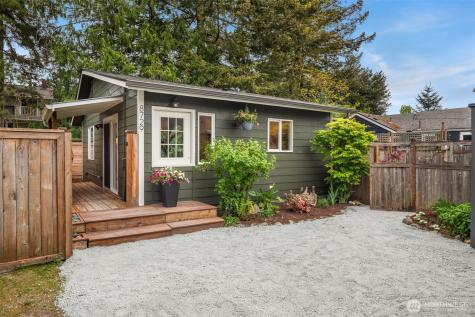 8729 12th Avenue NW Seattle WA 98117
