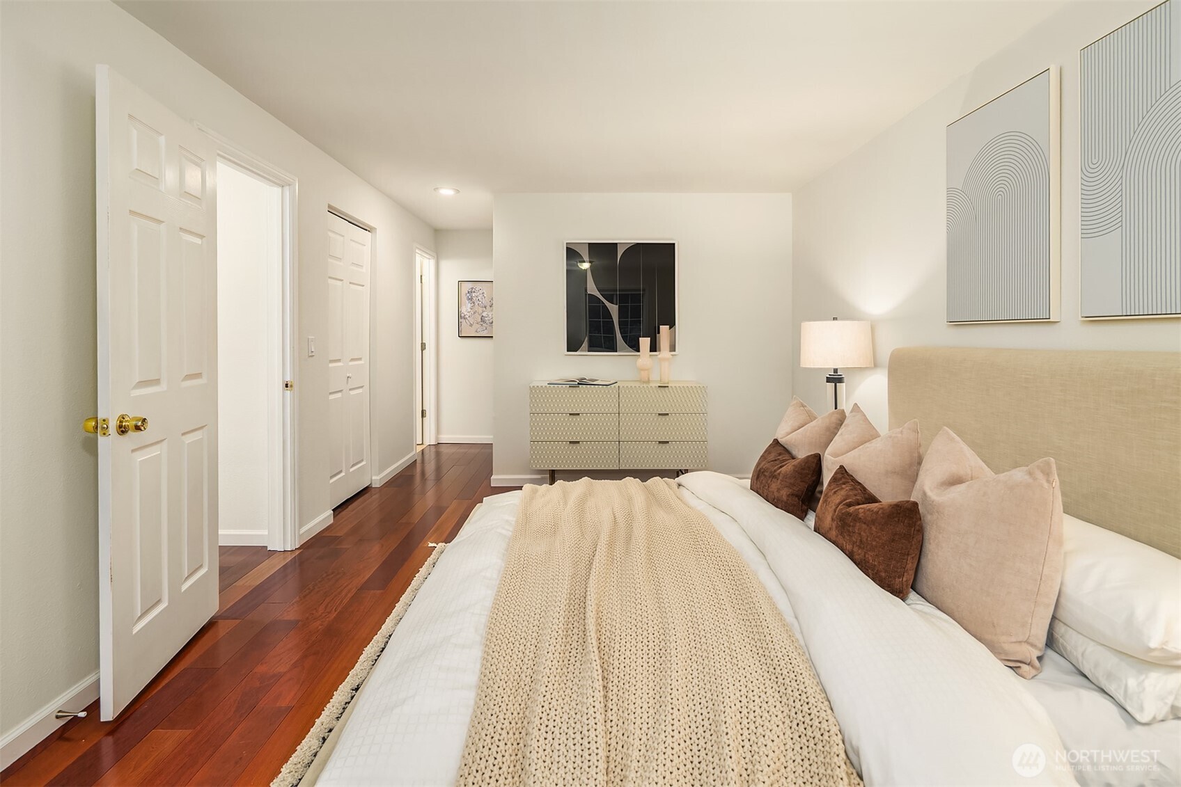 2805 112th Avenue SE Bellevue WA 98004