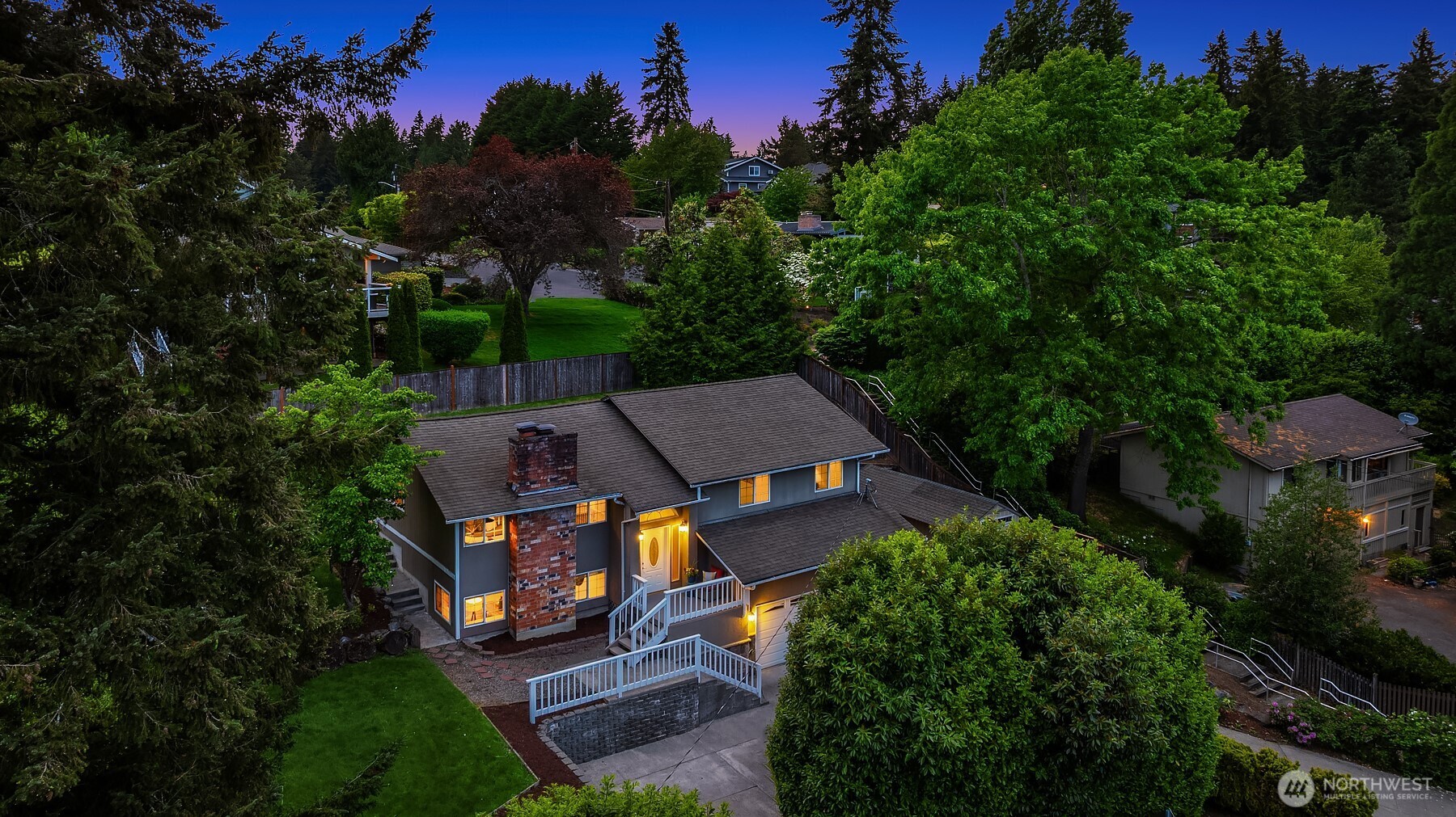 2805 112th Avenue SE Bellevue WA 98004