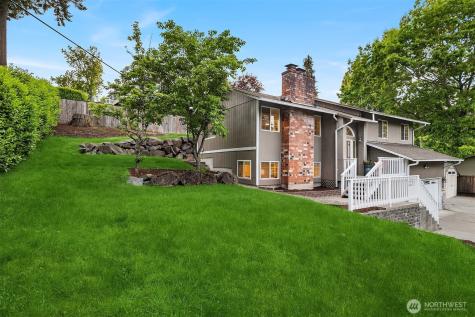2805 112th Avenue SE Bellevue WA 98004