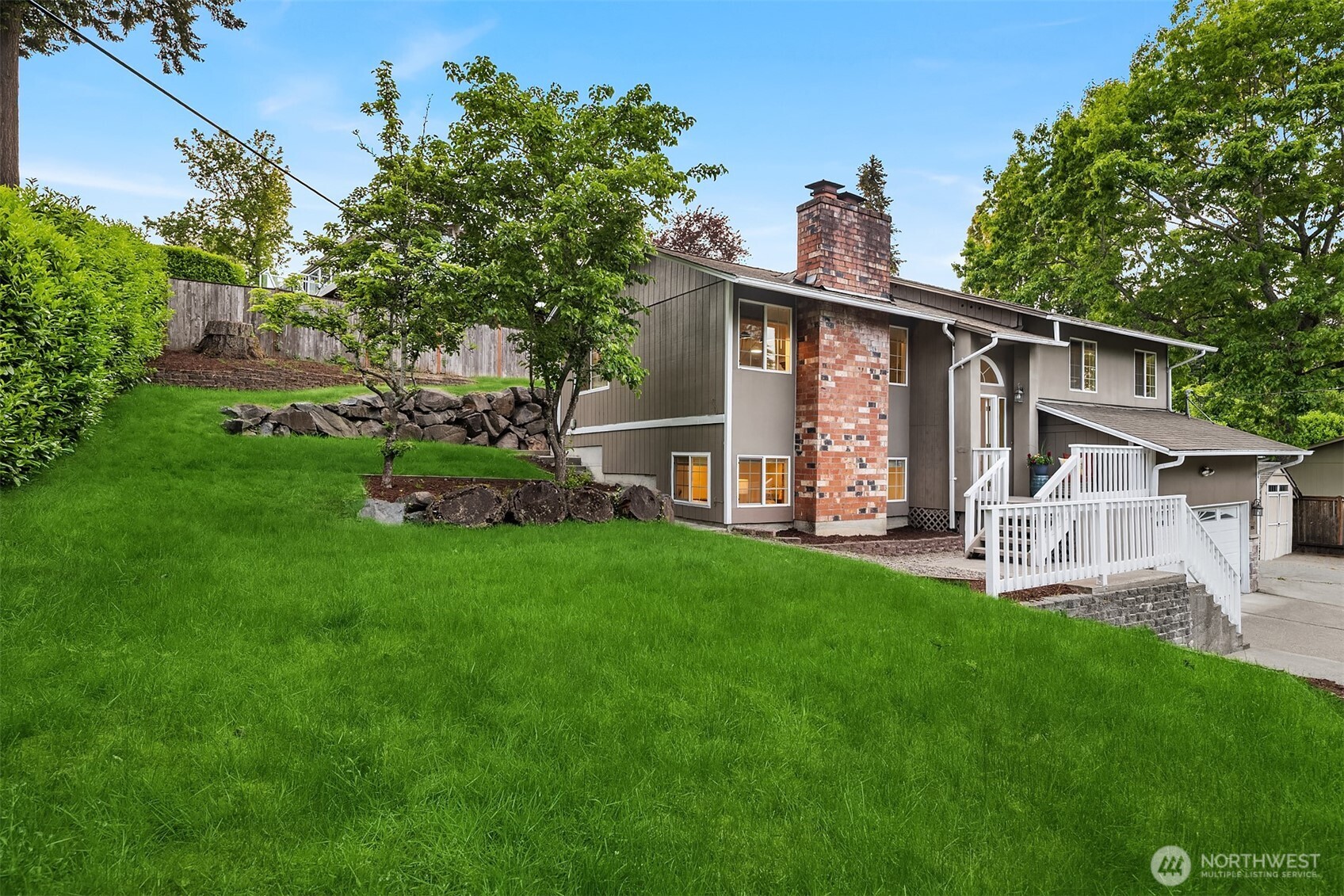 2805 112th Avenue SE Bellevue WA 98004
