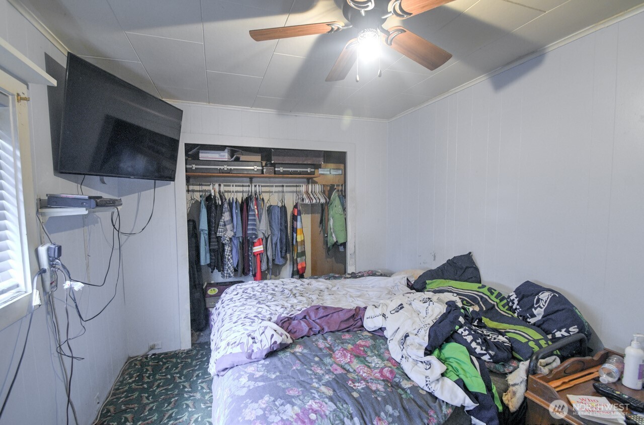 242 Main Street Onalaska WA 98570