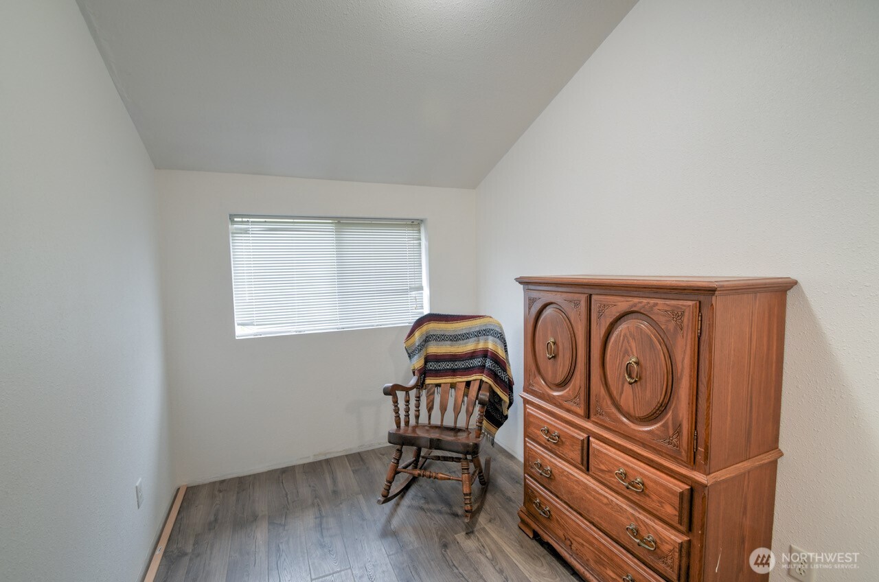 242 Main Street Onalaska WA 98570