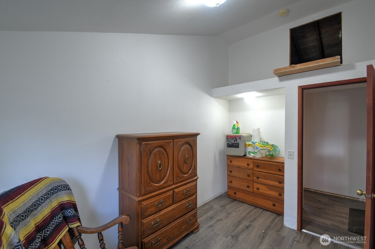 242 Main Street Onalaska WA 98570