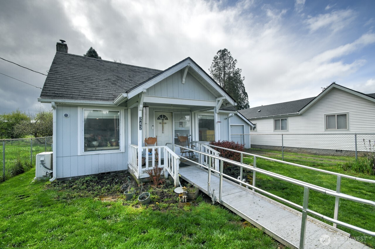 242 Main Street Onalaska WA 98570