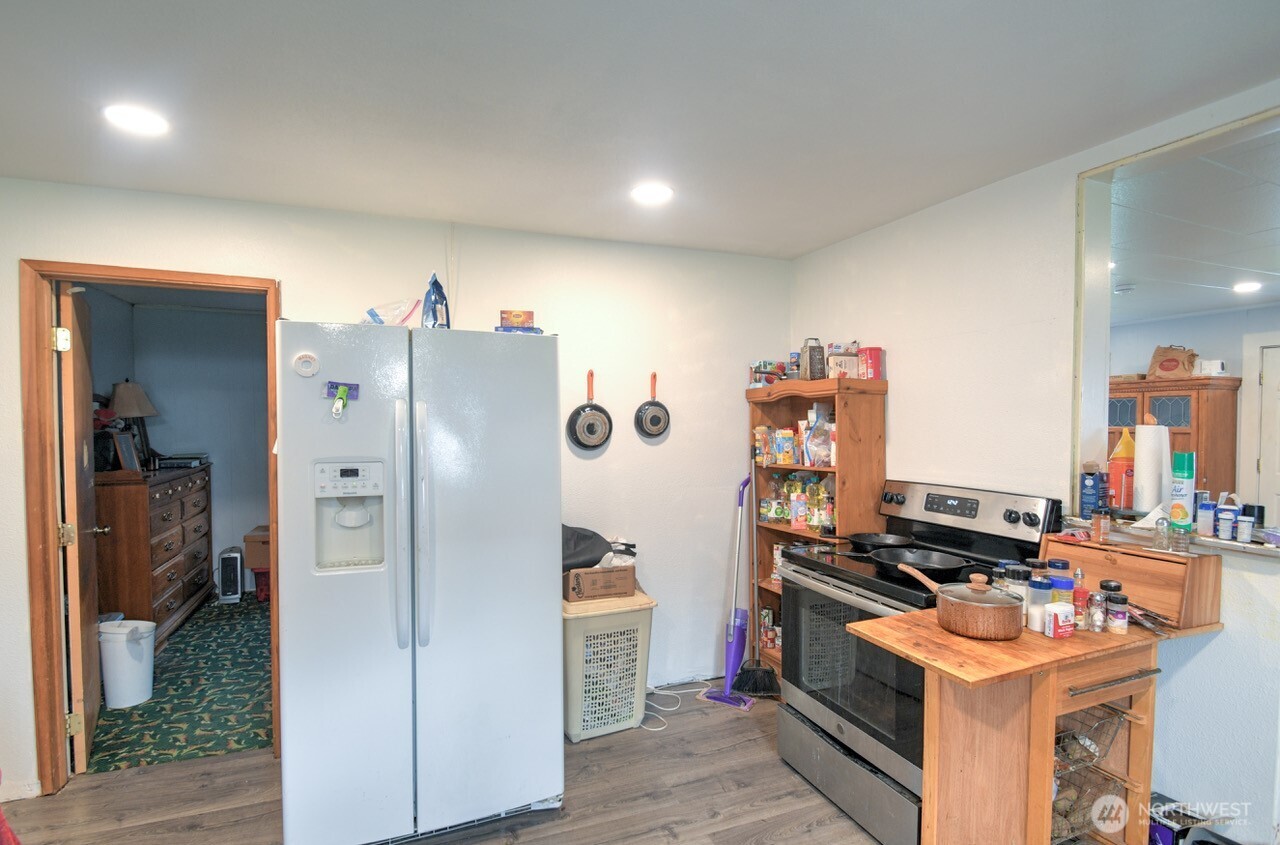 242 Main Street Onalaska WA 98570