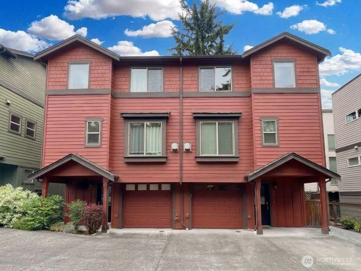 2138 N 113th Street Seattle WA 98133