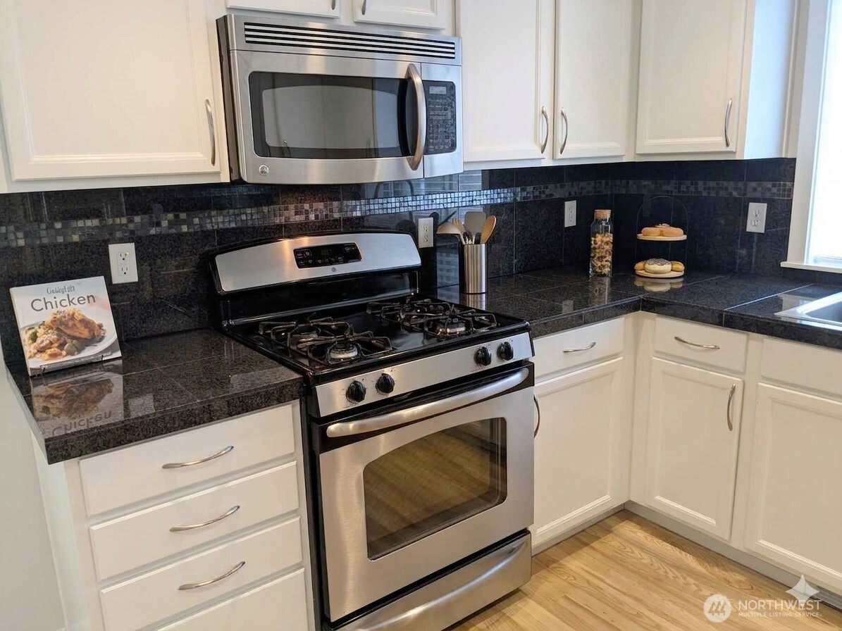 2138 N 113th Street Seattle WA 98133