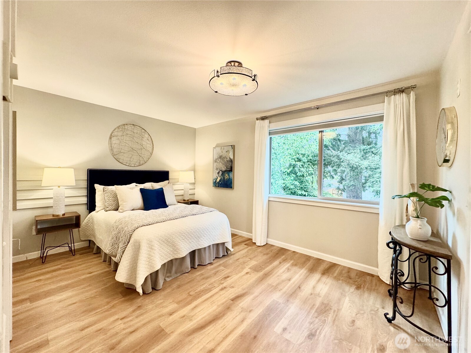 2138 N 113th Street Seattle WA 98133