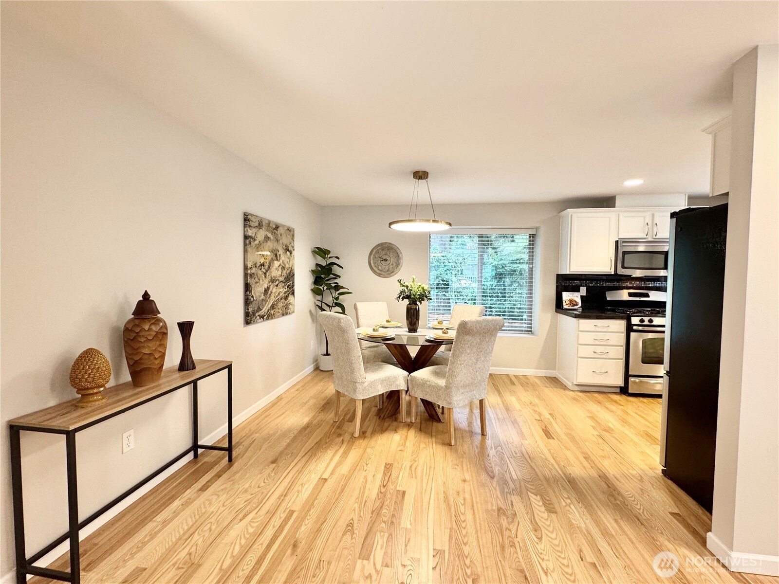 2138 N 113th Street Seattle WA 98133
