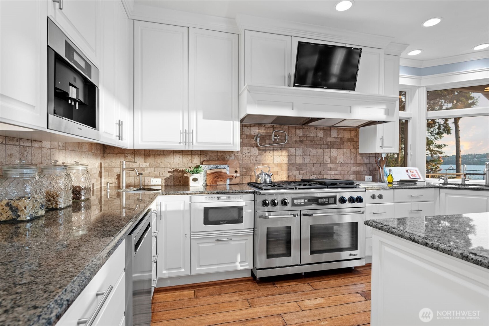 4486 East Harbor Road Freeland WA 98249