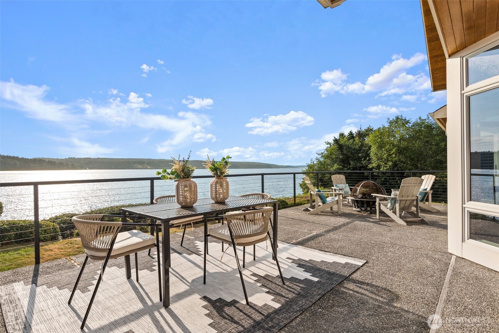 4486 East Harbor Road Freeland WA 98249