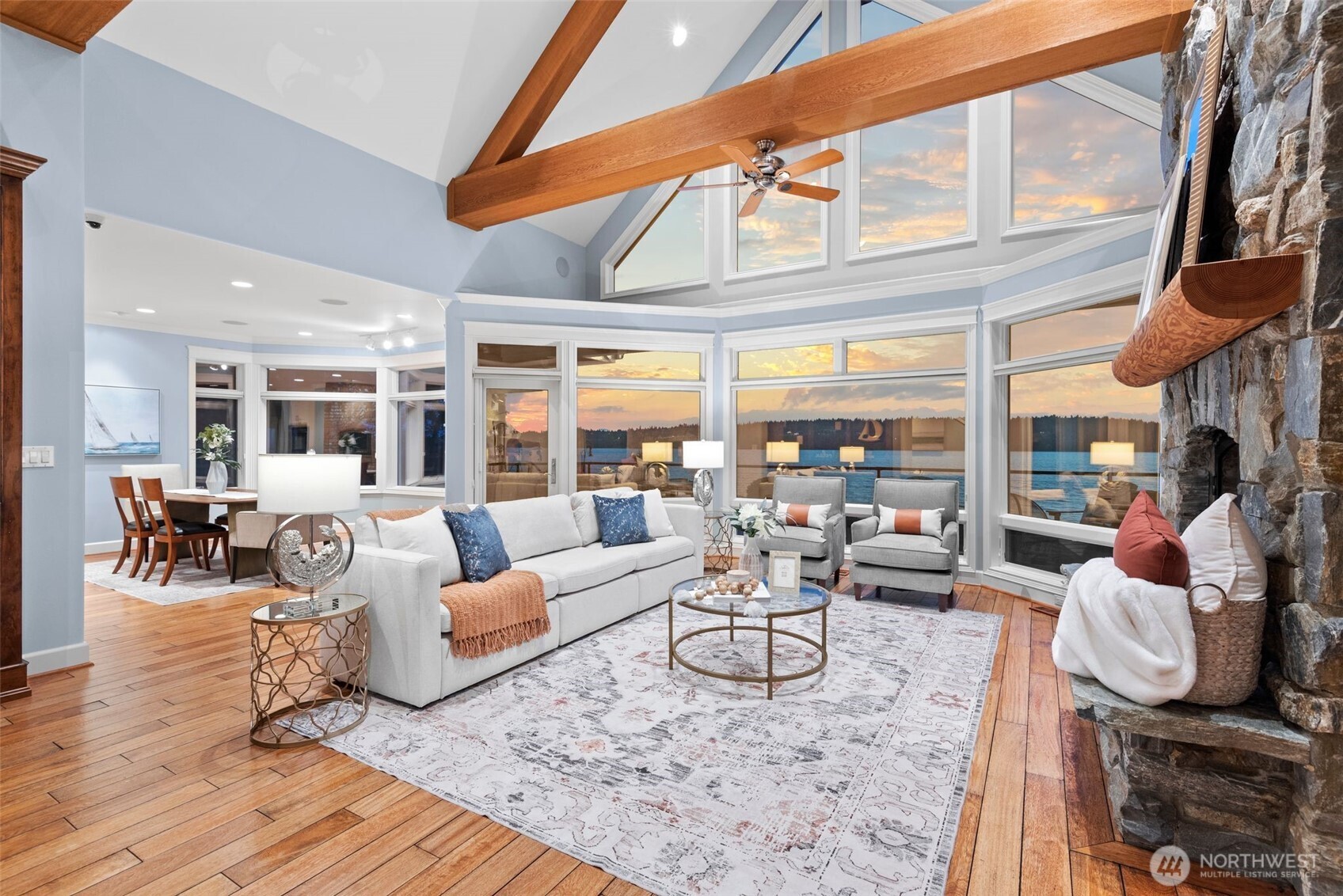 4486 East Harbor Road Freeland WA 98249