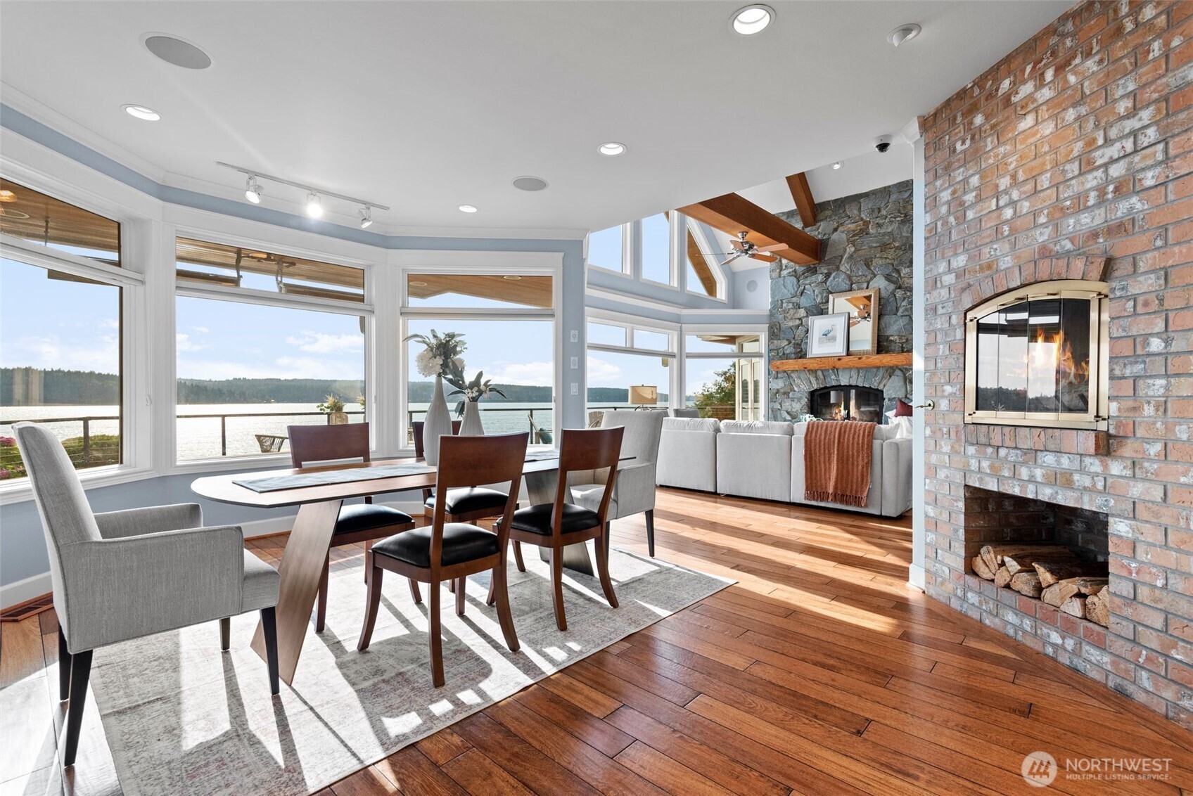 4486 East Harbor Road Freeland WA 98249