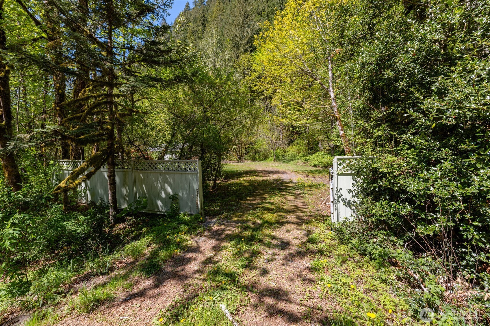 57255 State Route 20 Rockport WA 98283