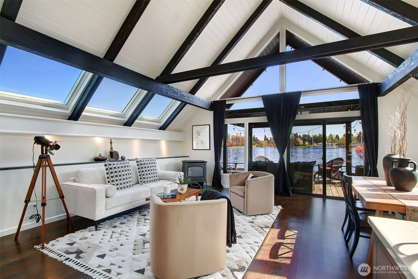 2822 Boyer Avenue E Seattle WA 98102