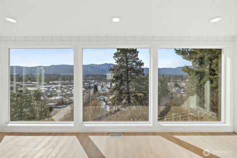 205 W 5th Street Cle Elum WA 98922
