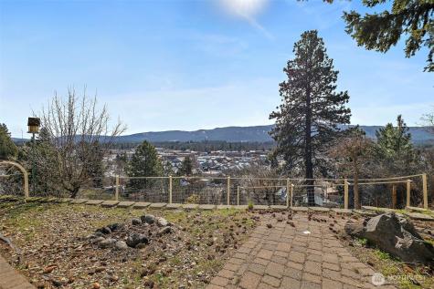 205 W 5th Street Cle Elum WA 98922