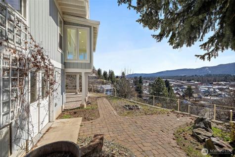 205 W 5th Street Cle Elum WA 98922