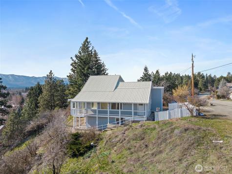 205 W 5th Street Cle Elum WA 98922