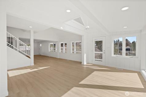 205 W 5th Street Cle Elum WA 98922