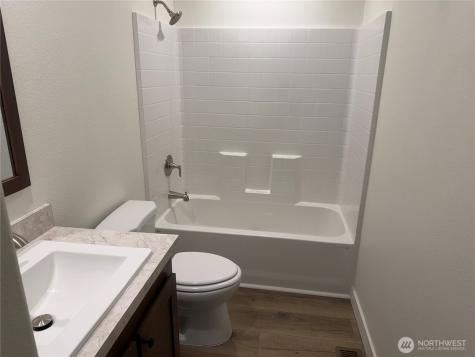 402 Maple Avenue Sunnyside WA 98944