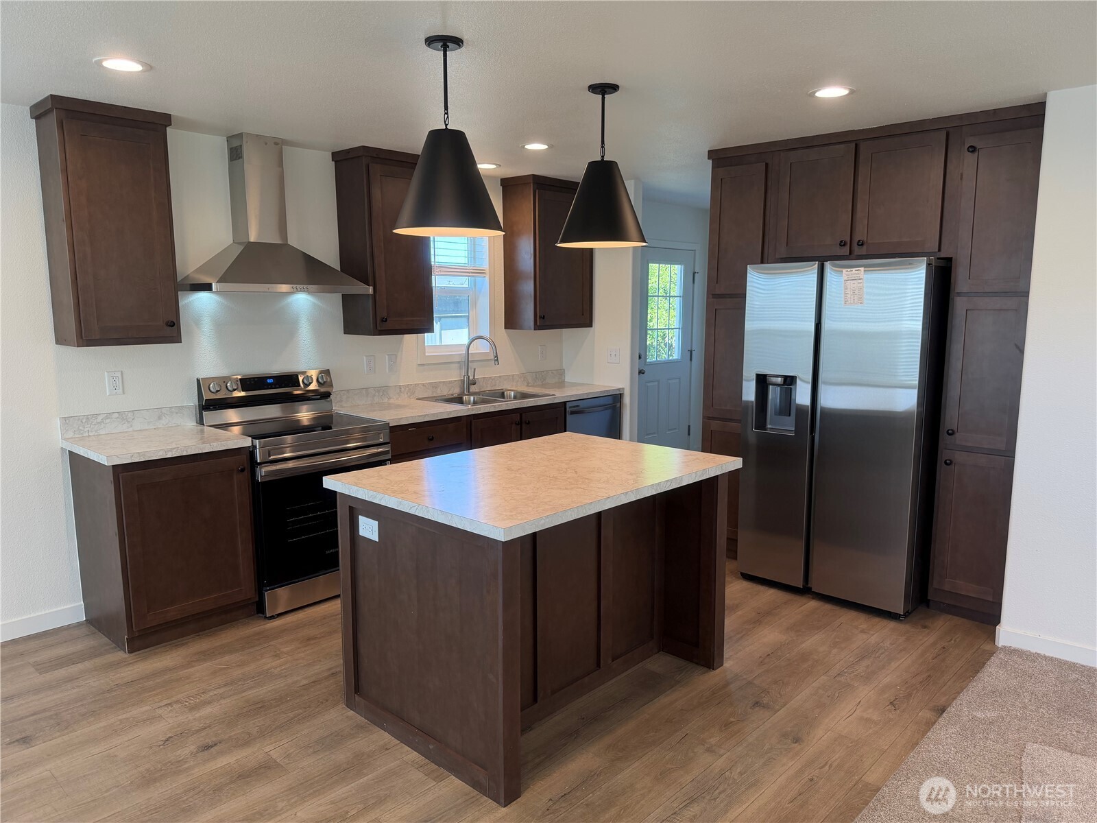 402 Maple Avenue Sunnyside WA 98944