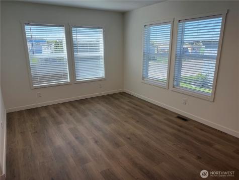 402 Maple Avenue Sunnyside WA 98944