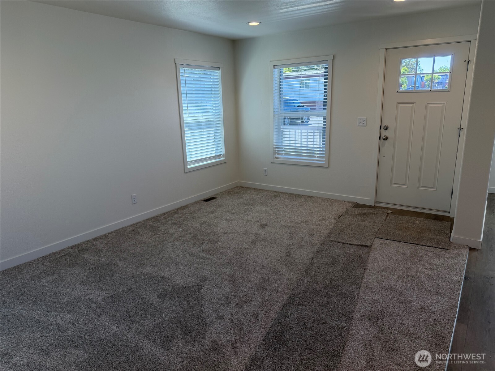402 Maple Avenue Sunnyside WA 98944