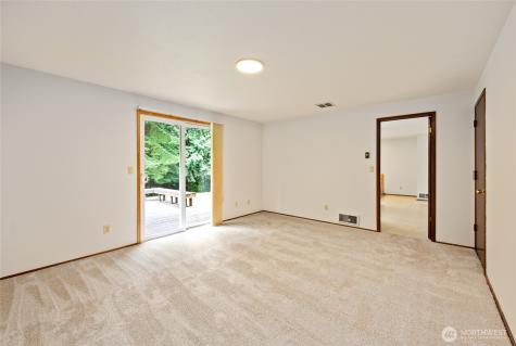 10306 12th Place SE Lake Stevens WA 98258