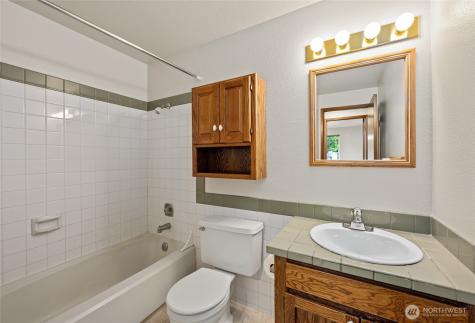 10306 12th Place SE Lake Stevens WA 98258
