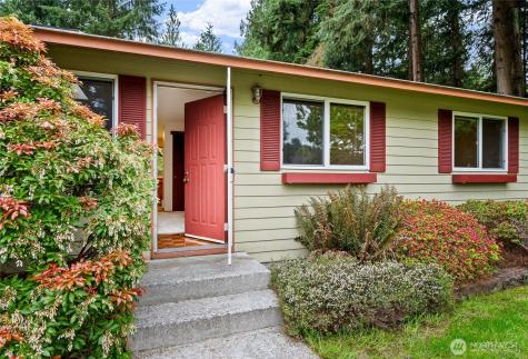 10306 12th Place SE Lake Stevens WA 98258