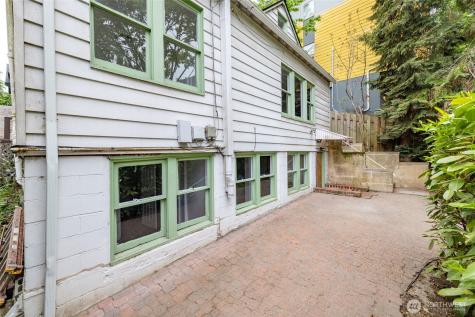 3915 S Brandon Street Seattle WA 98118