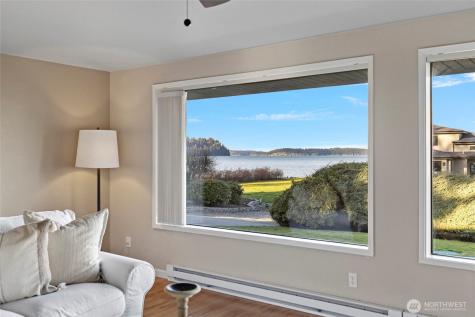710 E Bay Front Lane Oak Harbor WA 98277