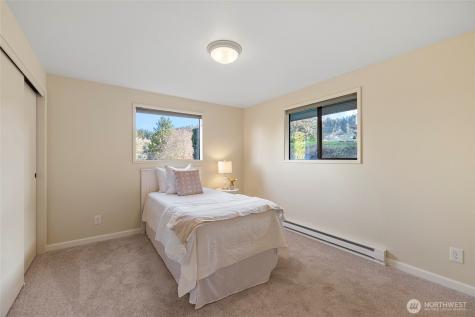 710 E Bay Front Lane Oak Harbor WA 98277