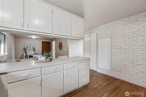 710 E Bay Front Lane Oak Harbor WA 98277