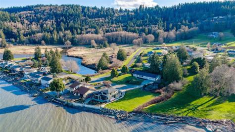 710 E Bay Front Lane Oak Harbor WA 98277