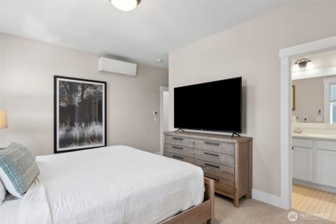 374 Compass Street Pacific Beach WA 98571