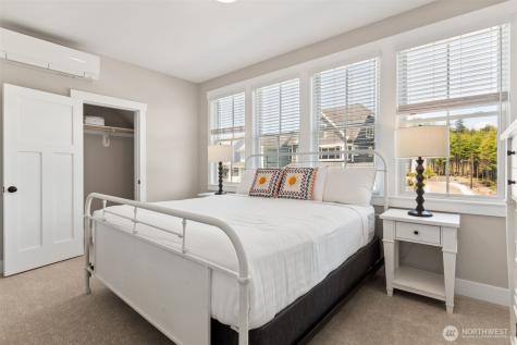 374 Compass Street Pacific Beach WA 98571